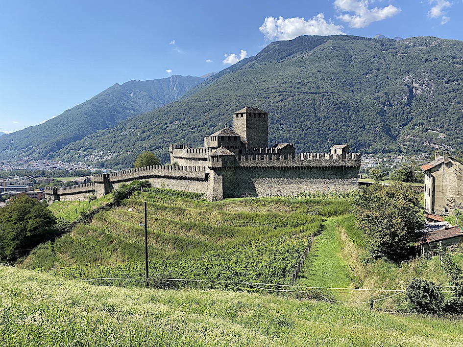 瑞士行 40 : Bellinzona堡壘之城 thumbnail